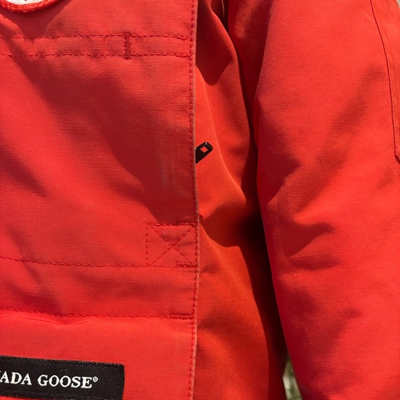 Women’s Canada Goose Expedition Parka - Picture 9 of 16